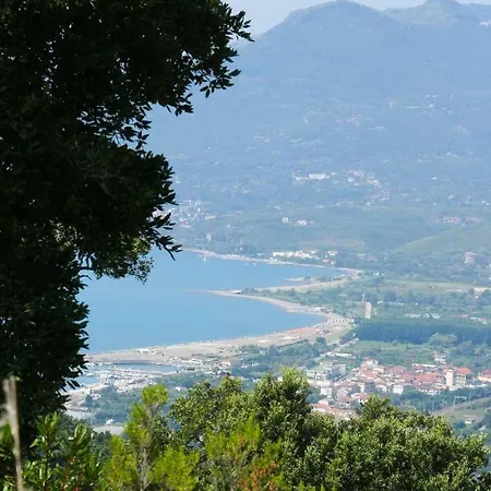 Appartamento Tra Montagne E Mare Ispani