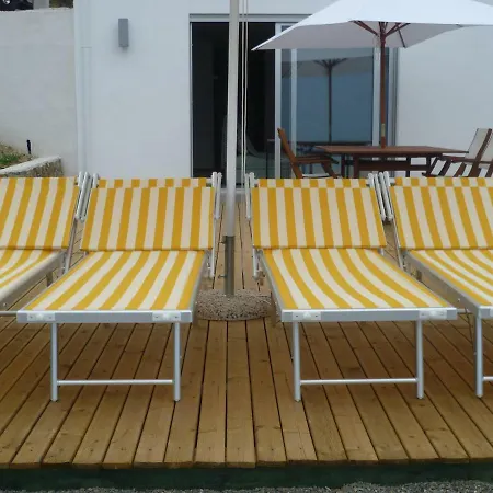 Tra Montagne E Mare Appartamento Ispani