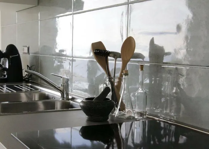 Appartement Tra Montagne E Mare *