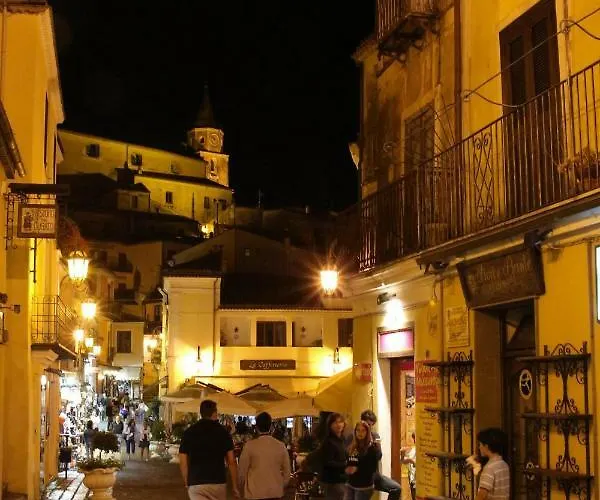 Tra Montagne E Mare Appartement Ispani